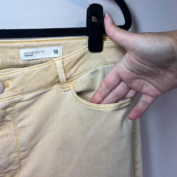 J. Jill Denim Womens Authentic Fit Cropped Jeans Yellow Capri Raw Hem Stretch 18 - Picture 4 of 13